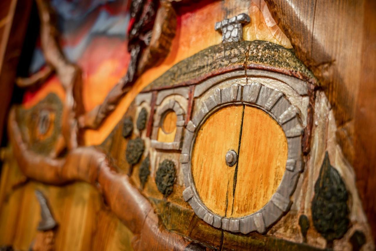The Hobbit House, Fantasy Comes Home! Russellville Exterior foto